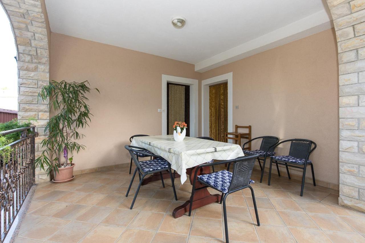 Apartment Stefano Vrh  Экстерьер фото